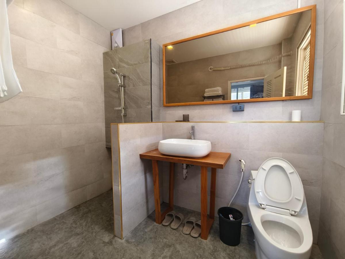 Jenny Airport Lounge Bed and Breakfast Βιεντιάν Εξωτερικό φωτογραφία