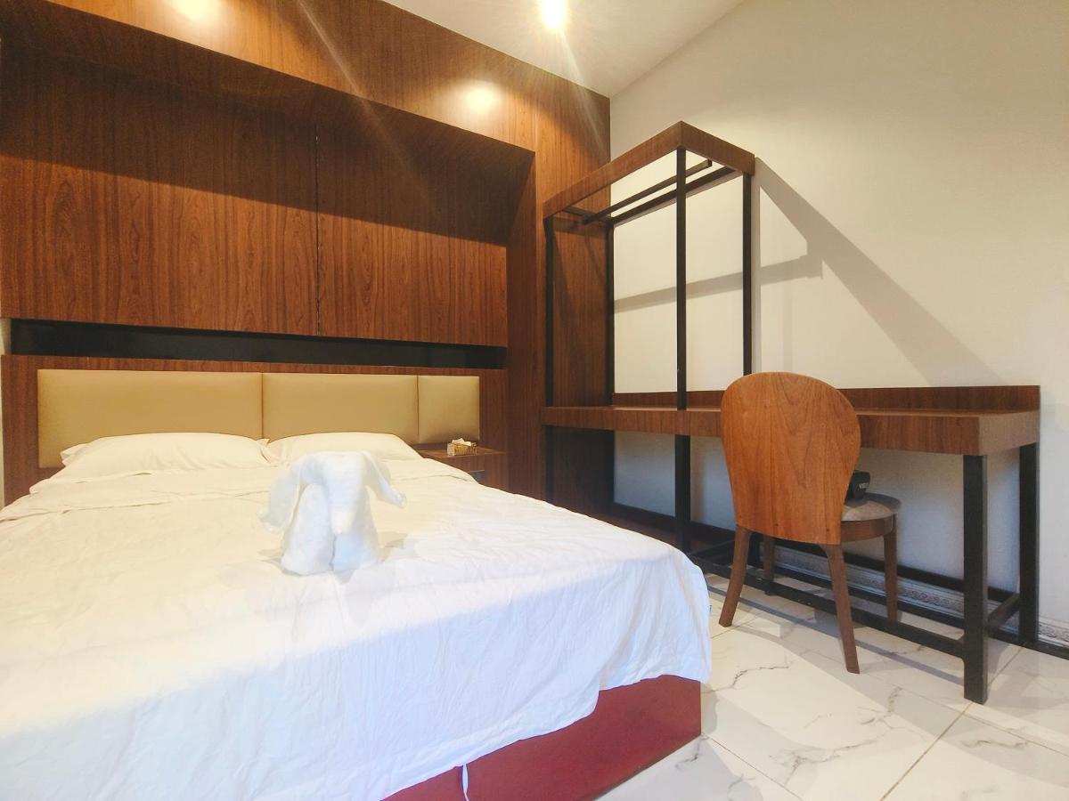 Jenny Airport Lounge Bed and Breakfast Βιεντιάν Εξωτερικό φωτογραφία